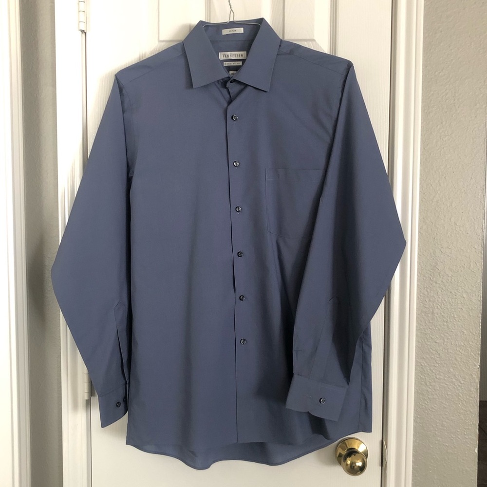 Men’s Van Heusen Poplin, Regular Fit, Button Down Dress Shirt.
